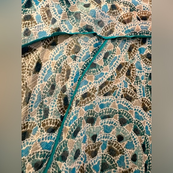 Lucky Brand Live In Love Turquoise Print 100% Rayon XS Blouse - Picture 4 of 12